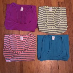 Lot of 4 GapFit breathe Razorback tank tops xs
